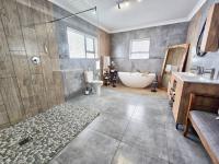  of property in Stilbaai (Still Bay)
