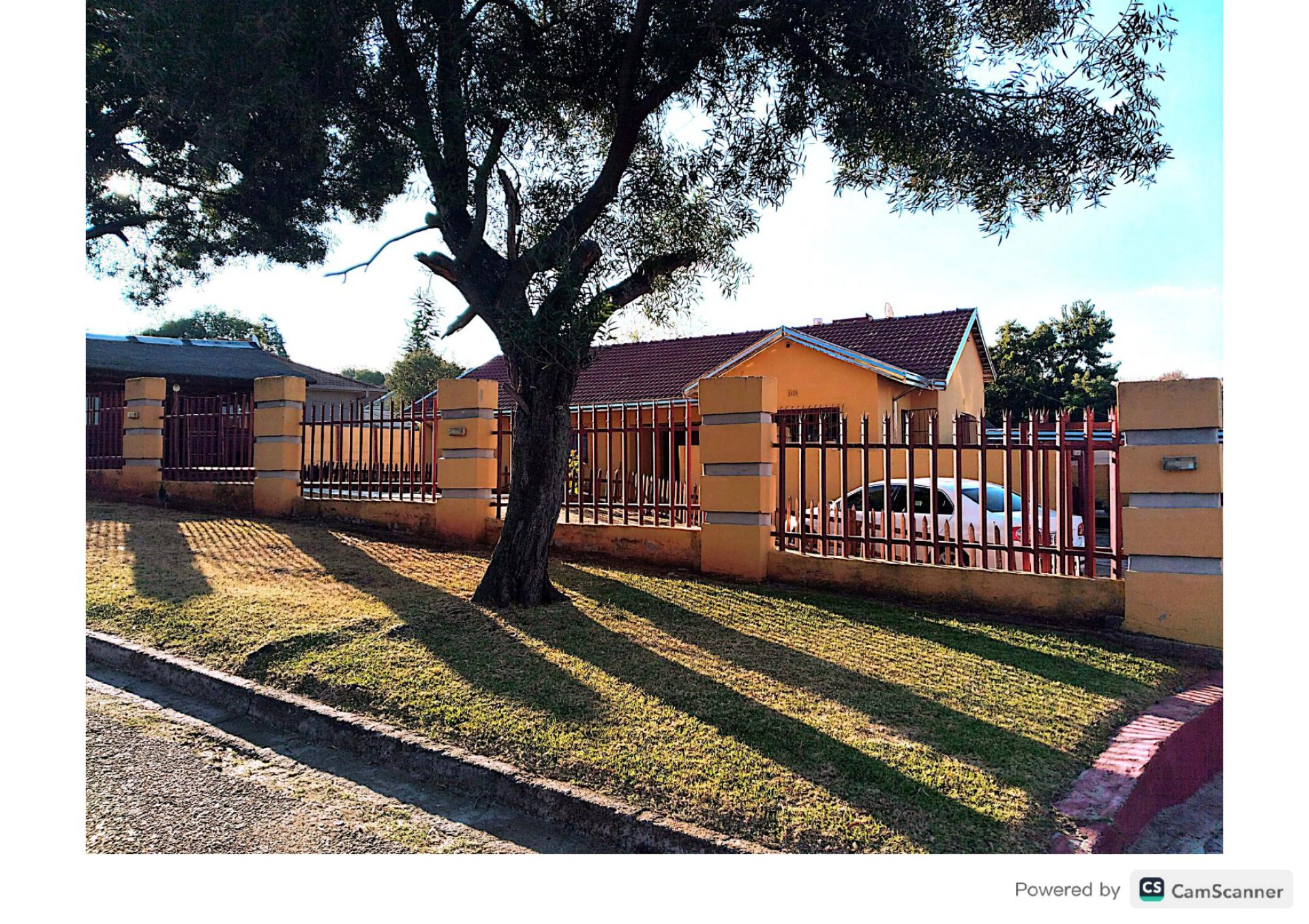 of property in Westonaria