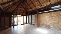 Entertainment - 51 square meters of property in New Redruth