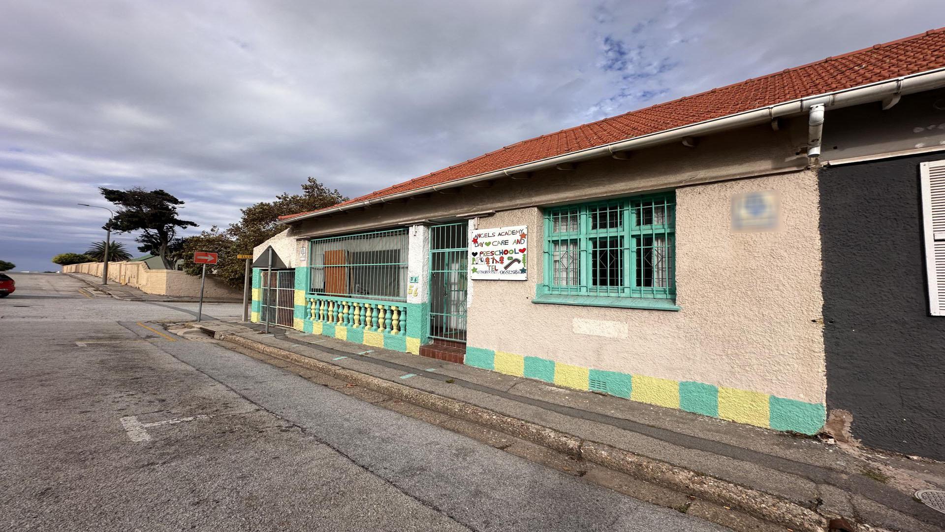 Front View of property in Port Elizabeth Central