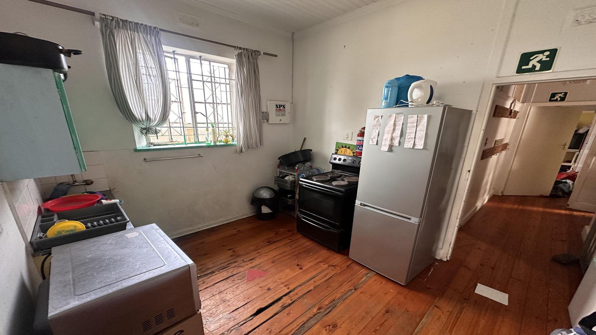 Kitchen of property in Port Elizabeth Central