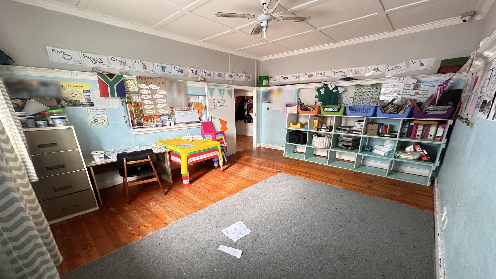 Lounges of property in Port Elizabeth Central