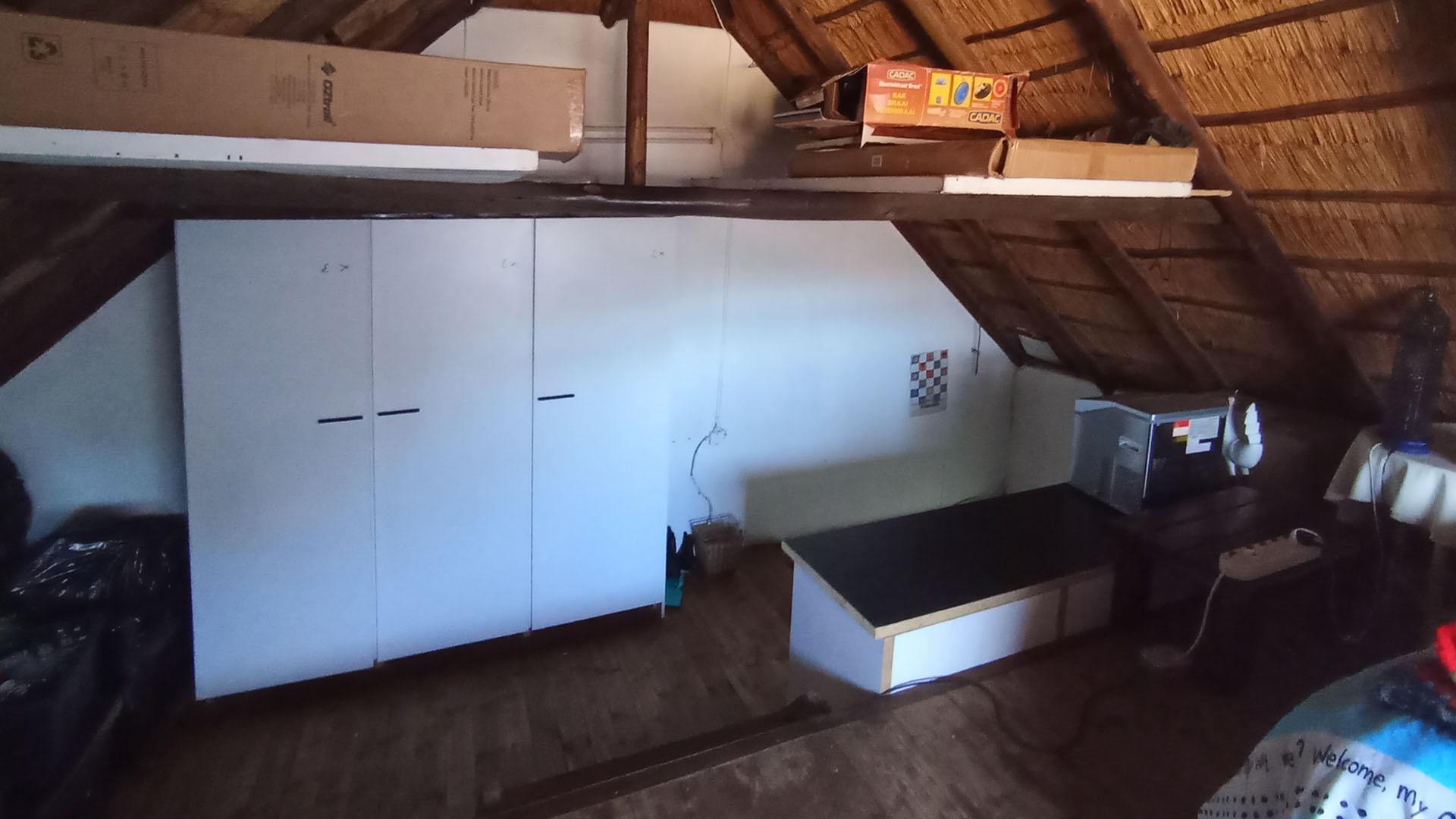 Staff Room - 43 square meters of property in Faerie Glen