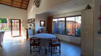 Dining Room - 22 square meters of property in Faerie Glen