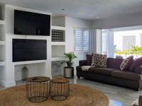  of property in Bloubergstrand