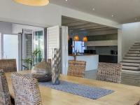  of property in Bloubergstrand