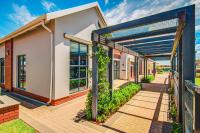  of property in Glen Marais