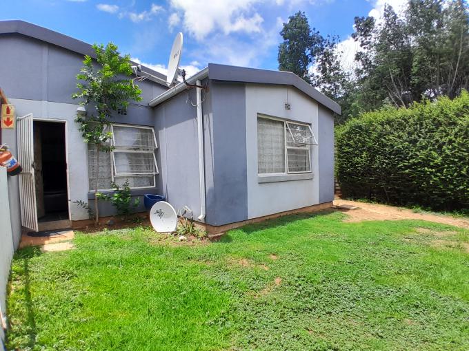 3 Bedroom Simplex for Sale For Sale in Ridgeway - MR677417