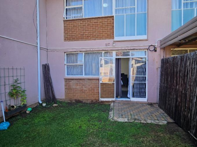 2 Bedroom Simplex for Sale For Sale in Brackenhurst - MR677430
