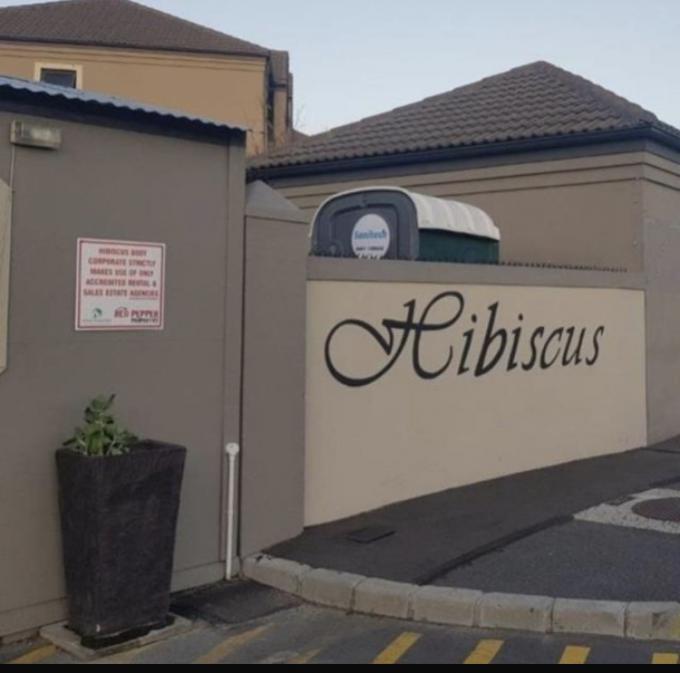 2 Bedroom Sectional Title for Sale For Sale in Brackenfell - MR677442