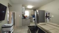 Lounges - 12 square meters of property in Montana Tuine