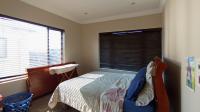 Bed Room 3 - 15 square meters of property in Moreletapark