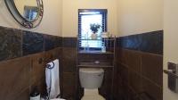 Guest Toilet - 3 square meters of property in Moreletapark