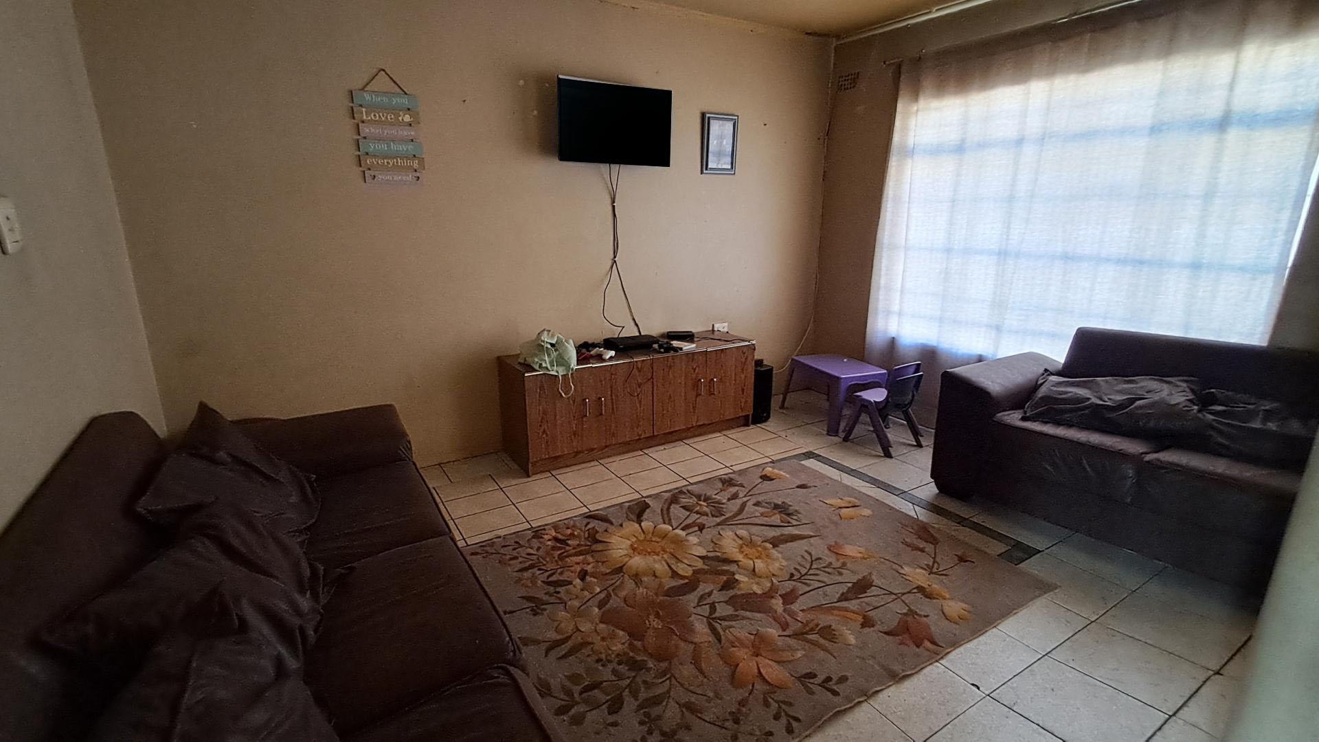 Lounges of property in Vanderbijlpark