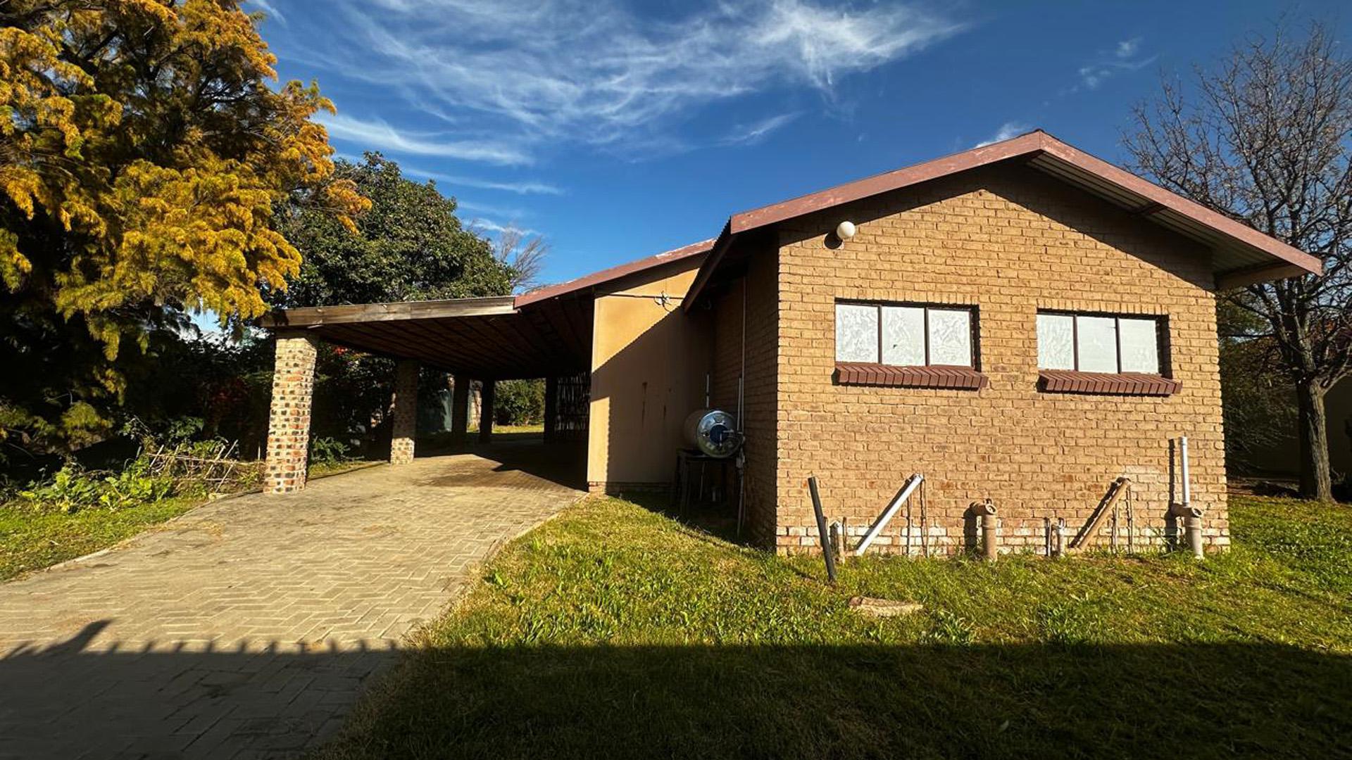 Front View of property in DEALESVILLE