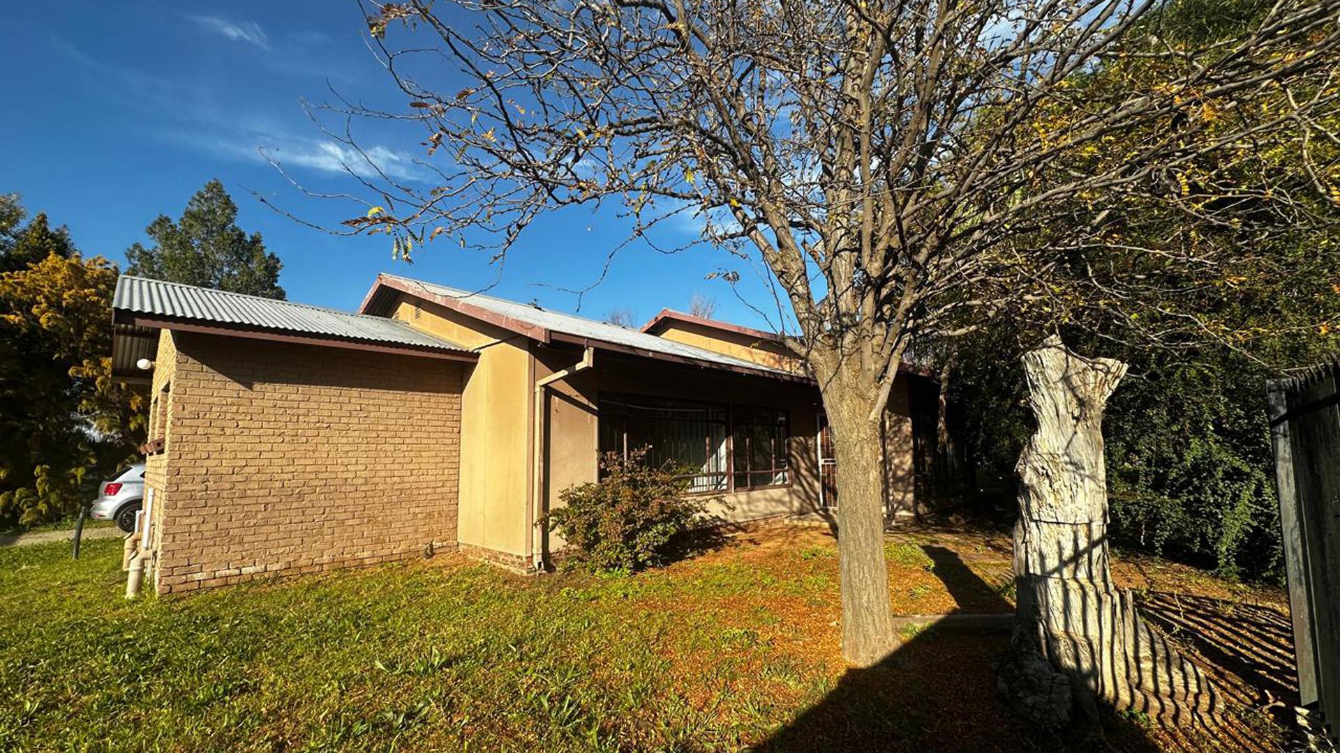 Front View of property in DEALESVILLE