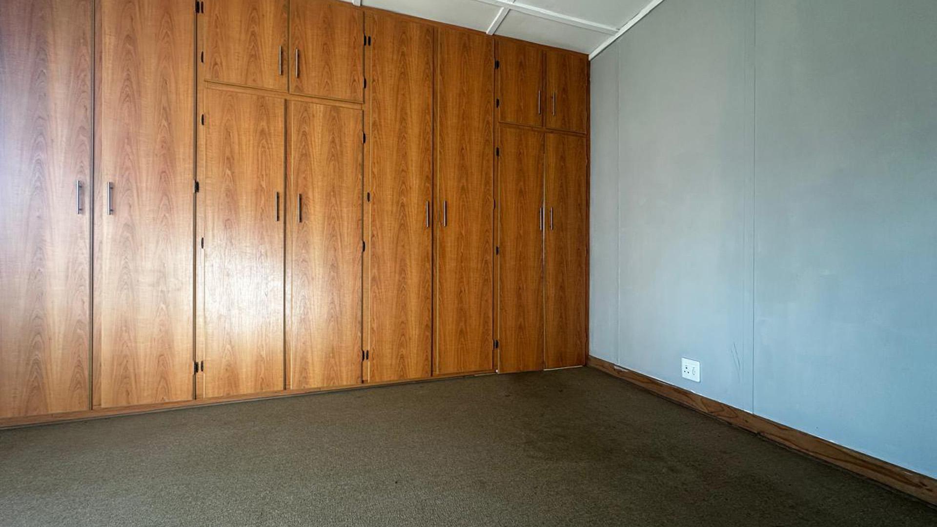 Main Bedroom of property in DEALESVILLE