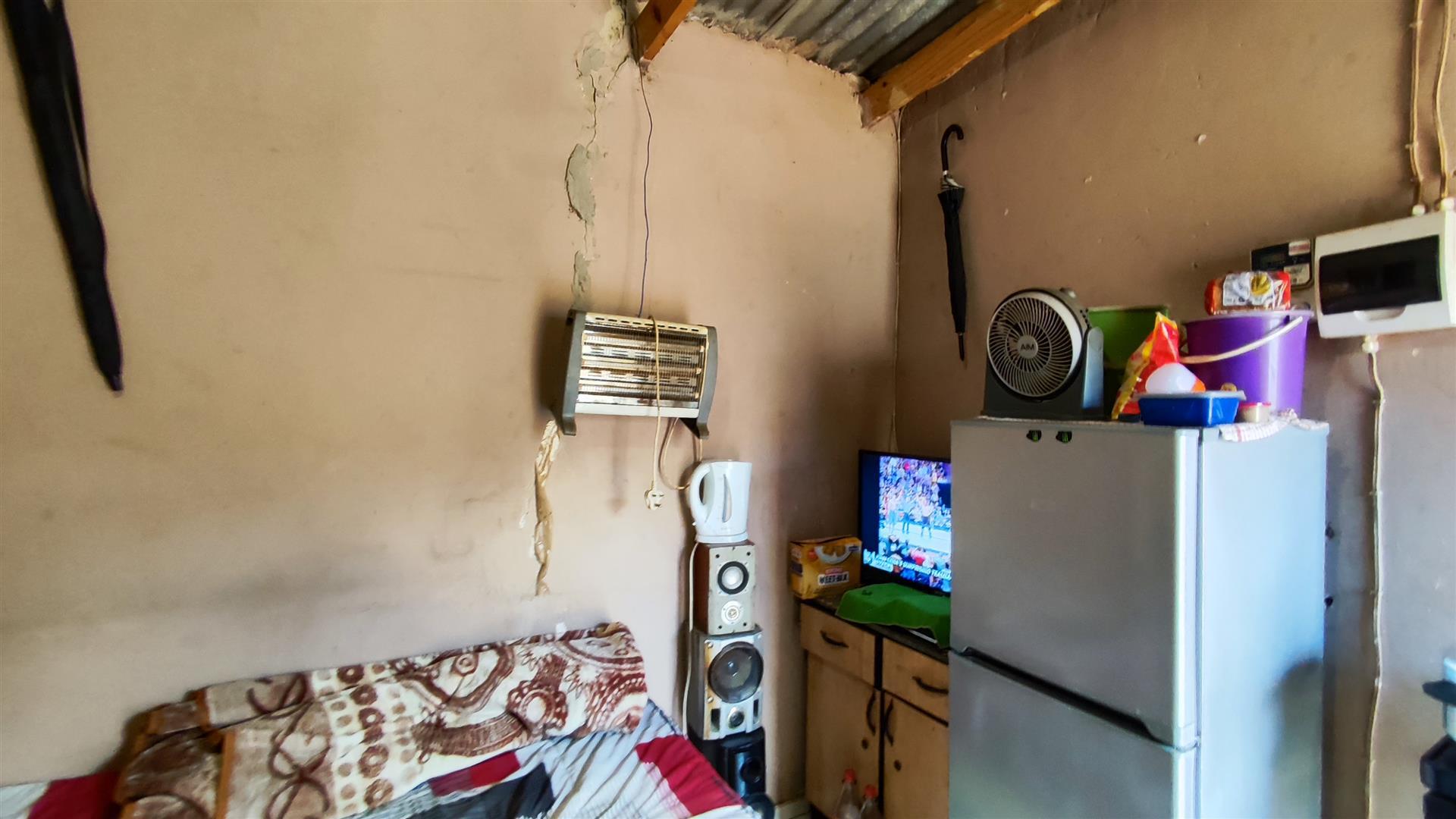 Bed Room 3 - 13 square meters of property in Kingsway