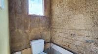 Bathroom 2 - 3 square meters of property in Kingsway