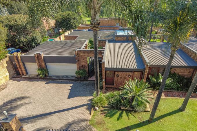 4 Bedroom House for Sale For Sale in Moreletapark - MR677489