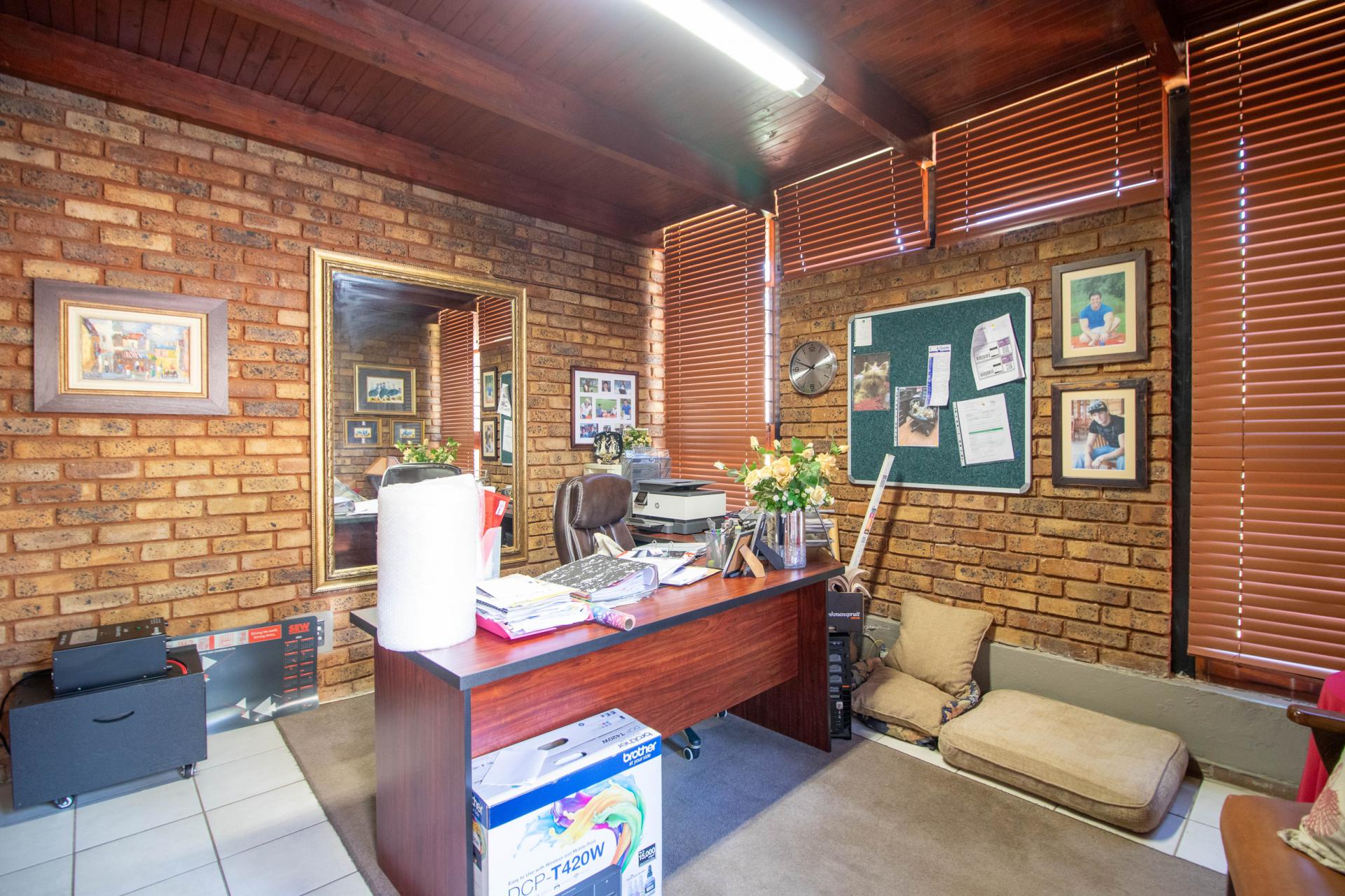  of property in Moreletapark