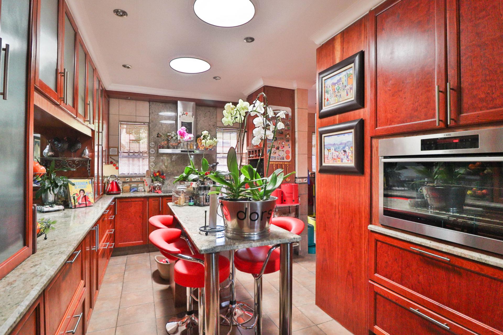  of property in Moreletapark