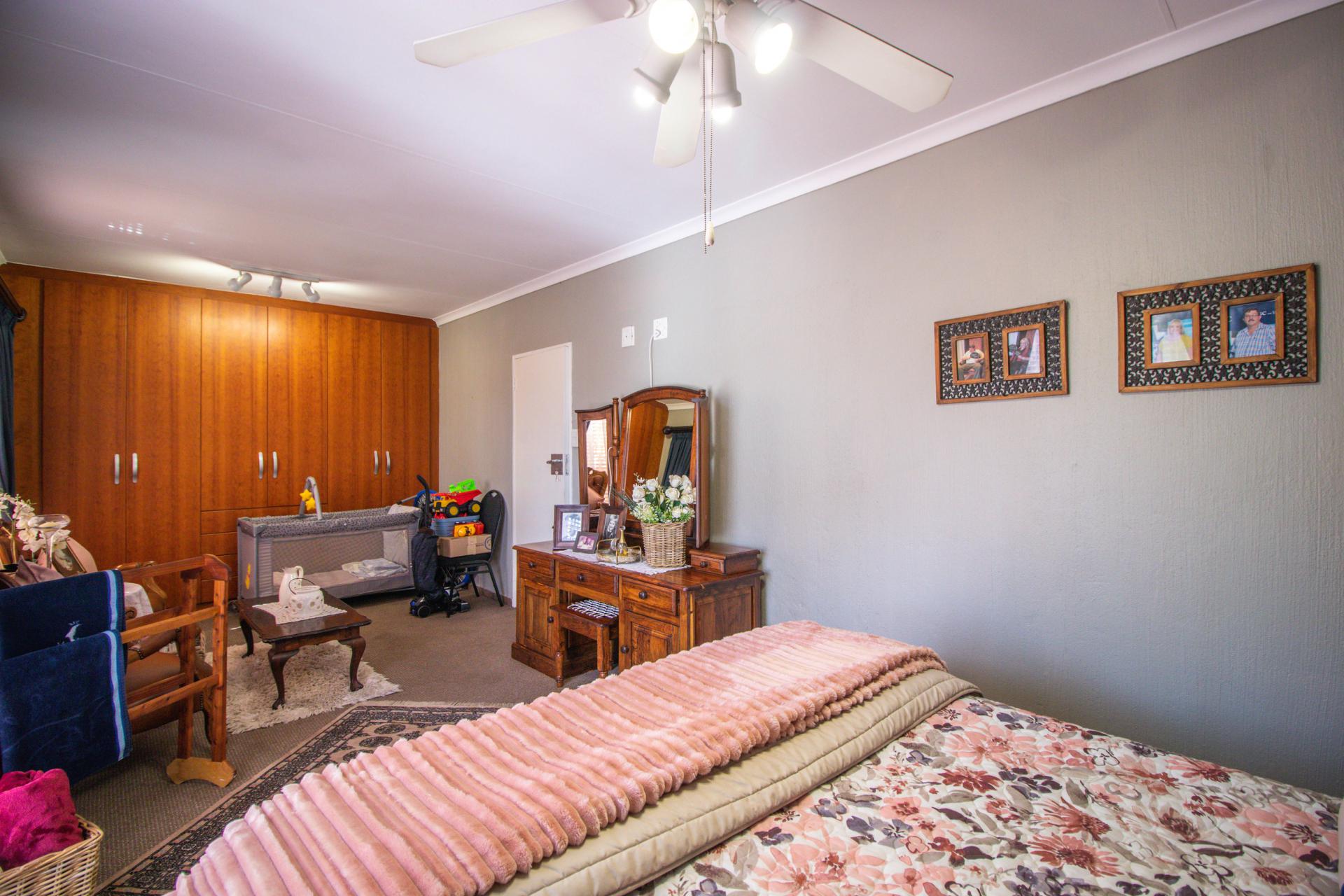  of property in Moreletapark