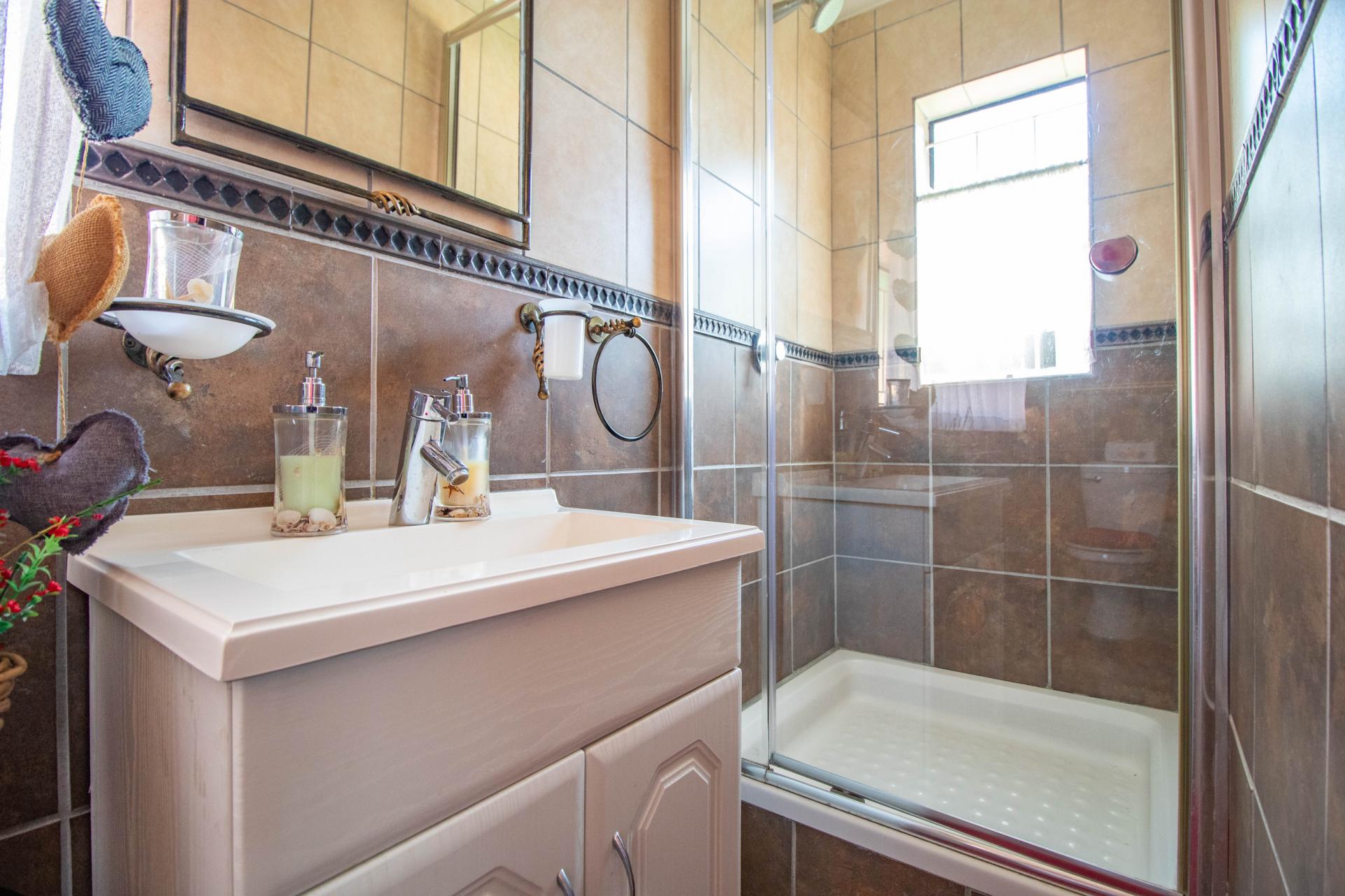  of property in Moreletapark