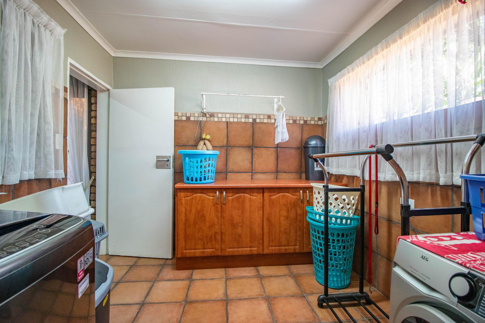  of property in Moreletapark