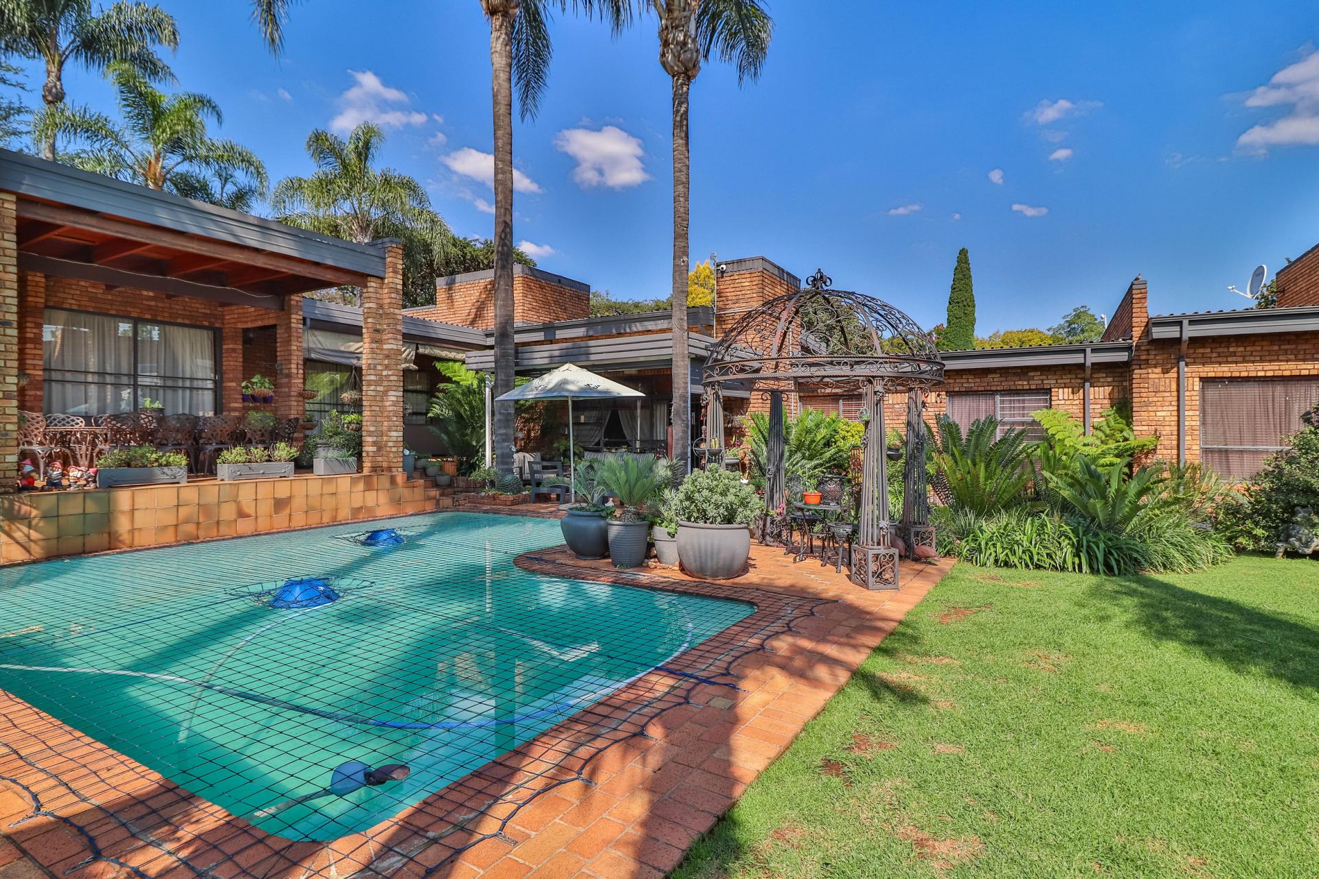  of property in Moreletapark