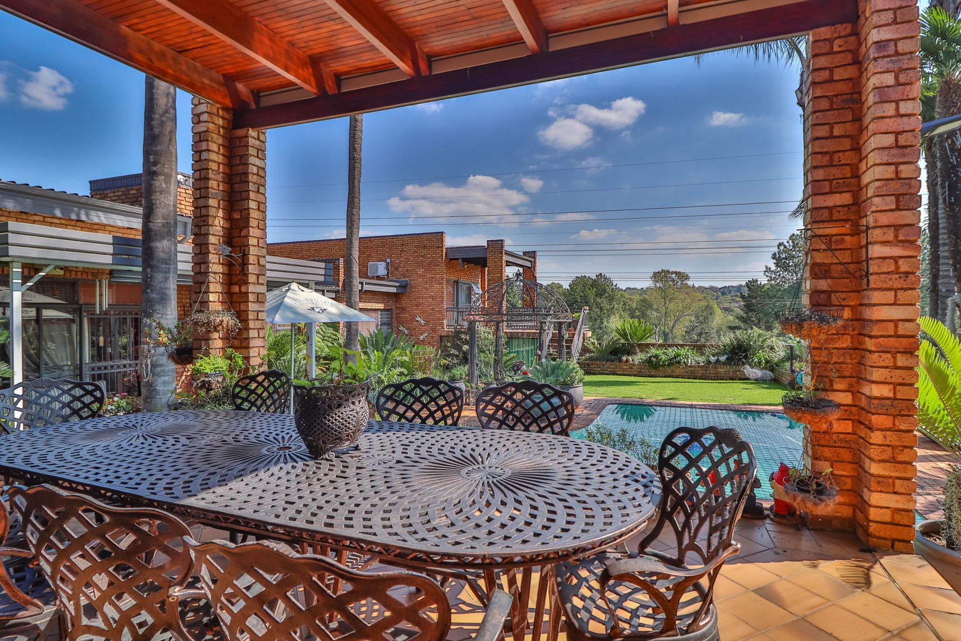  of property in Moreletapark