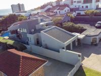  of property in Bloubergstrand
