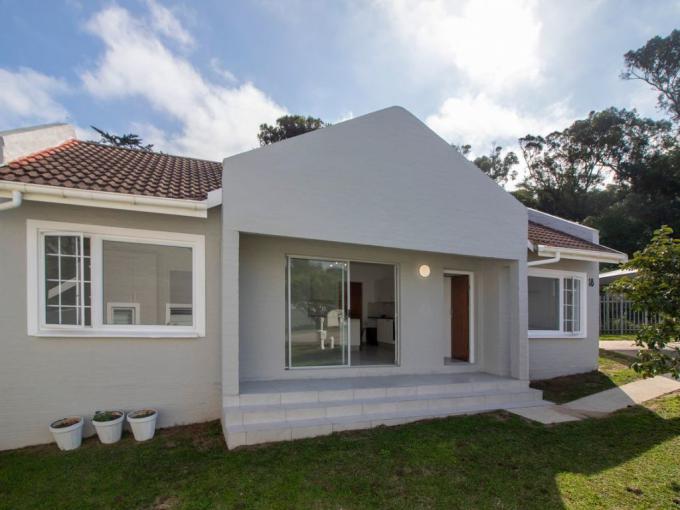 2 Bedroom Sectional Title for Sale For Sale in East Bank - MR677512