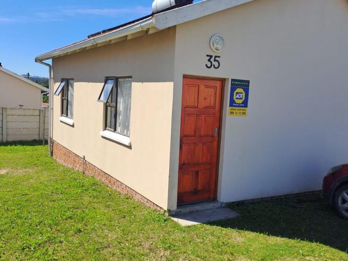 2 Bedroom House for Sale For Sale in East London - MR677517