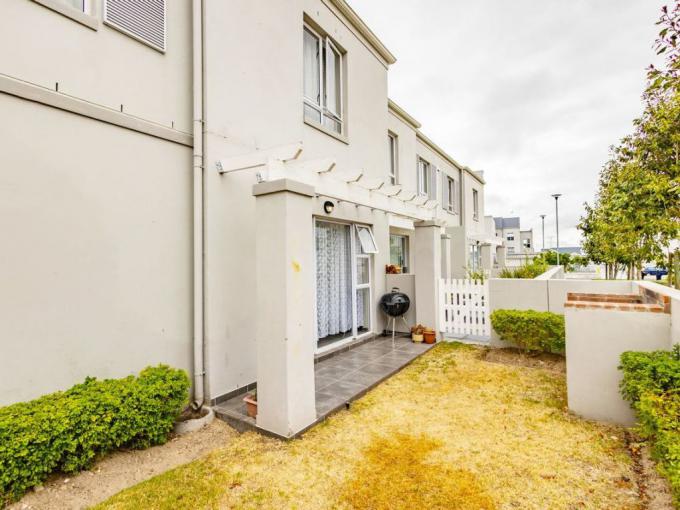 3 Bedroom Duplex for Sale For Sale in Kuils River - MR677521