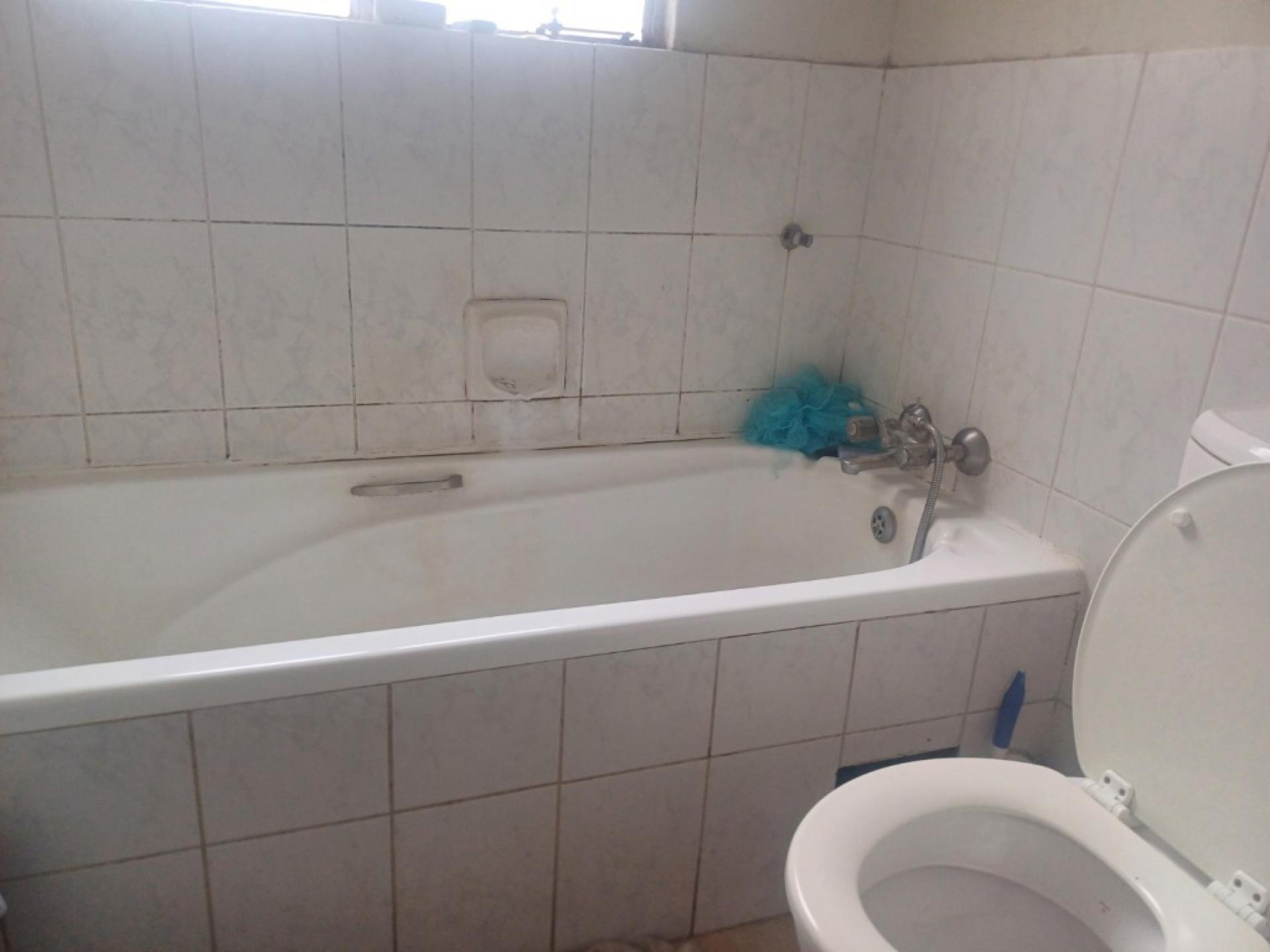  of property in Oakdene