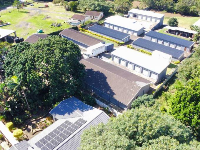 4 Bedroom Commercial for Sale For Sale in Uvongo - MR677558