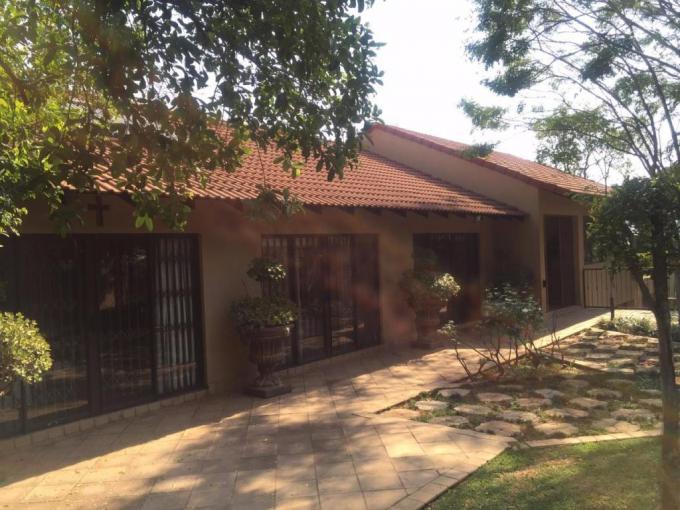 4 Bedroom House for Sale For Sale in Safarituine - MR677586