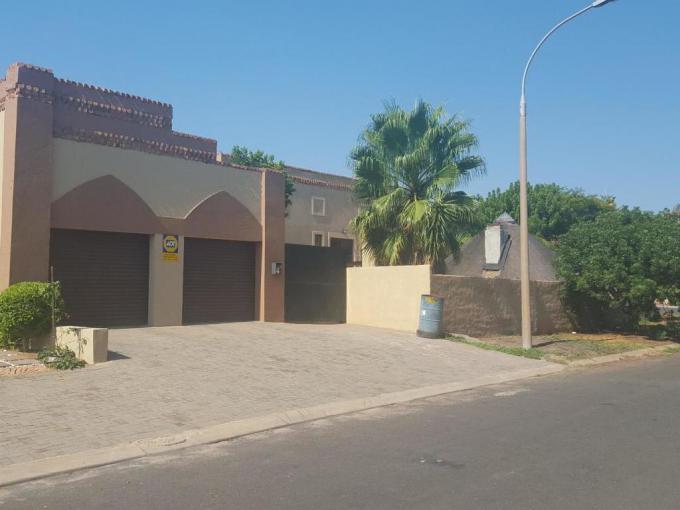 3 Bedroom House for Sale For Sale in Cashan - MR677596