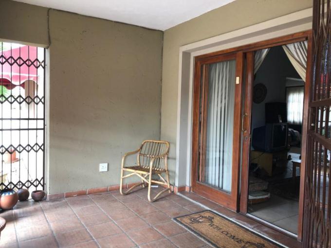 2 Bedroom Apartment for Sale For Sale in Waterval East - MR677606