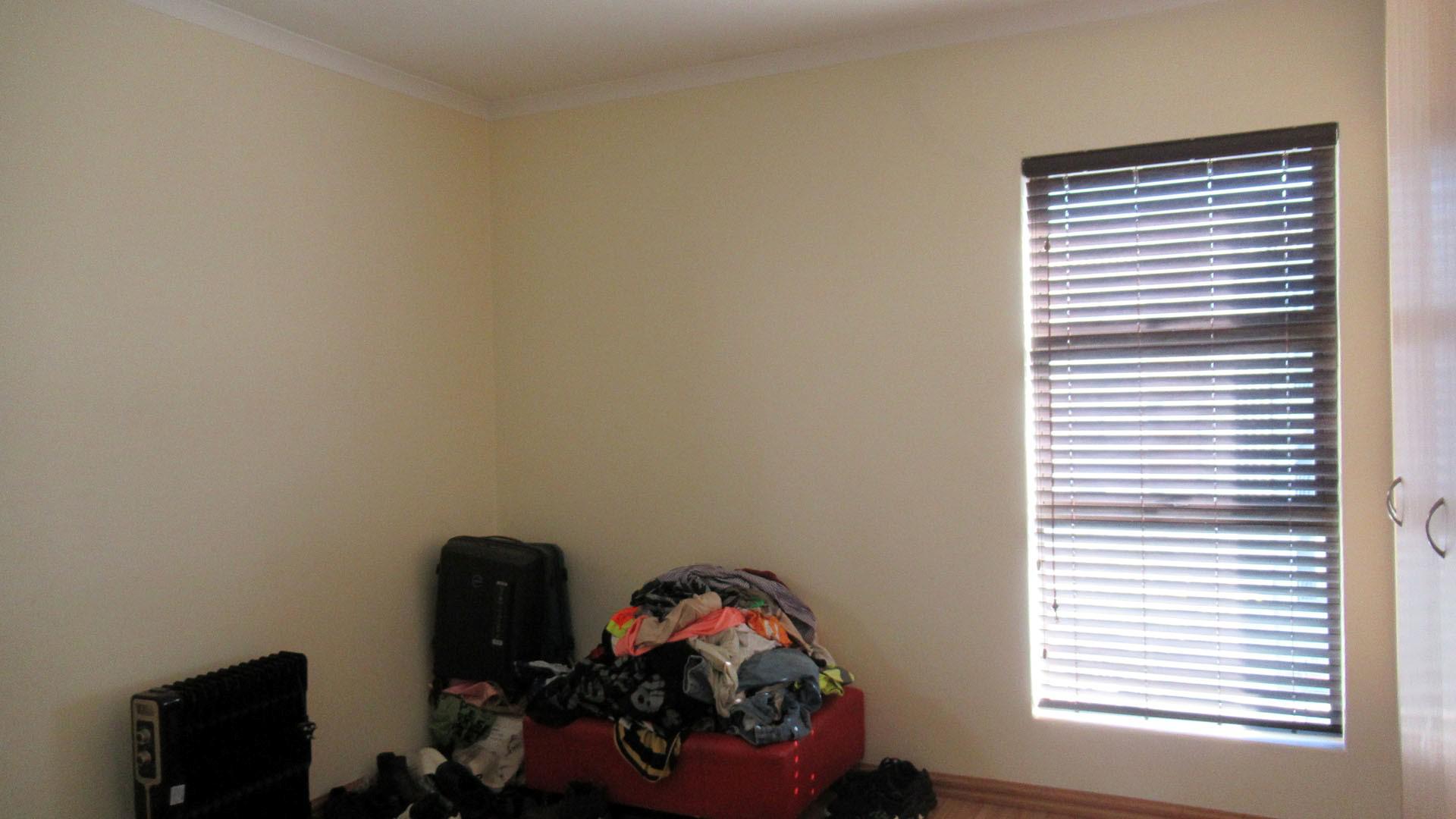 Main Bedroom - 11 square meters of property in Barbeque Downs