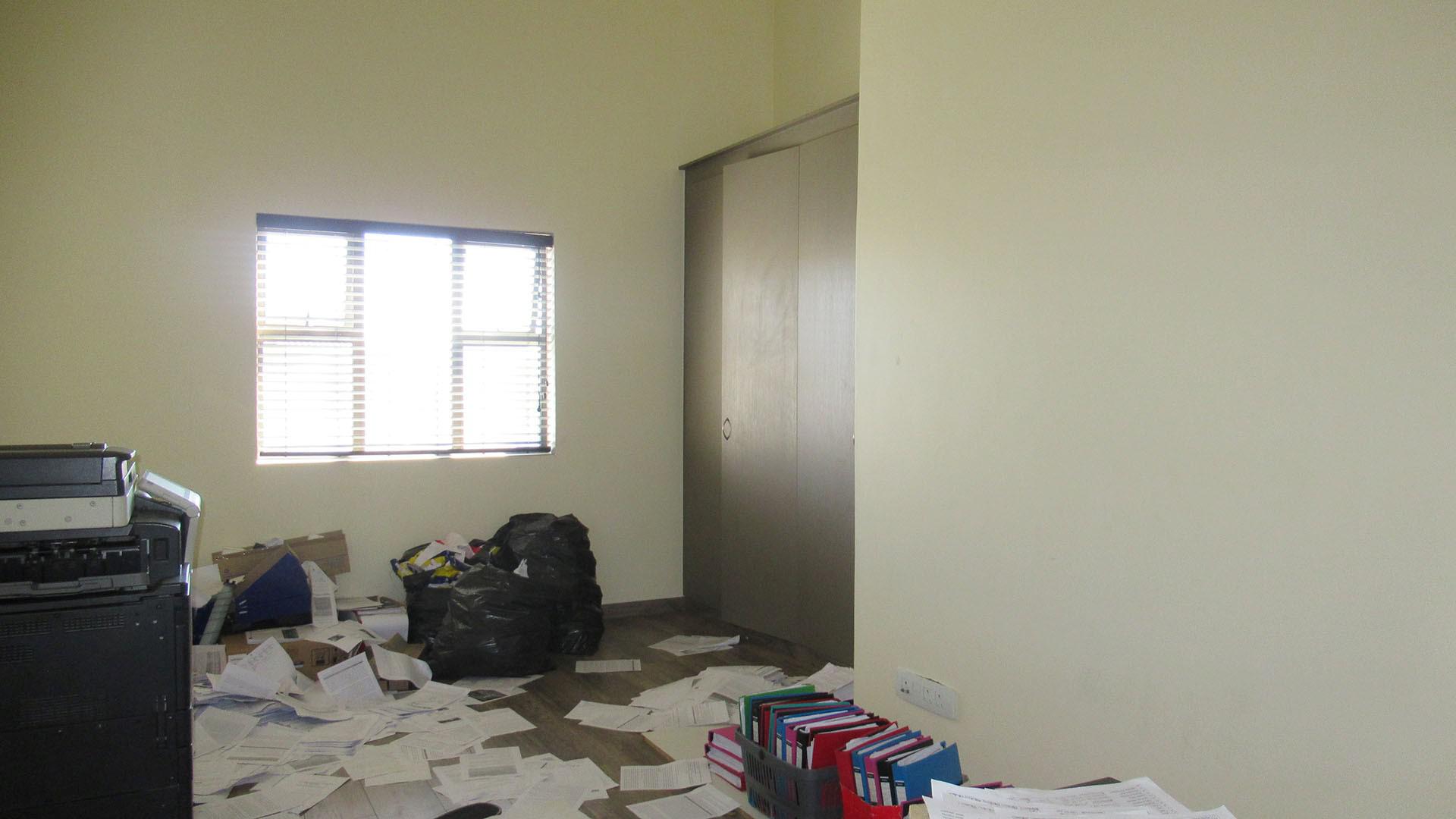 Bed Room 2 - 31 square meters of property in Barbeque Downs