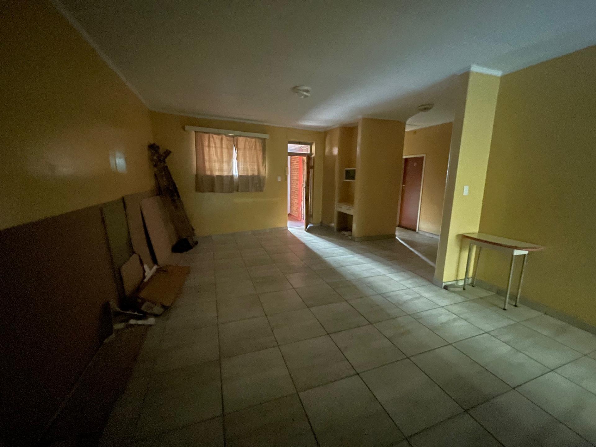  of property in Arcadia