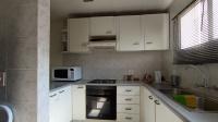 Kitchen - 8 square meters of property in Oakdene