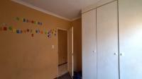 Bed Room 2 - 11 square meters of property in Honey Park