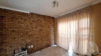 Lounges - 20 square meters of property in Honey Park