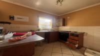 Kitchen - 7 square meters of property in Honey Park