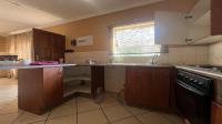 Kitchen - 7 square meters of property in Honey Park