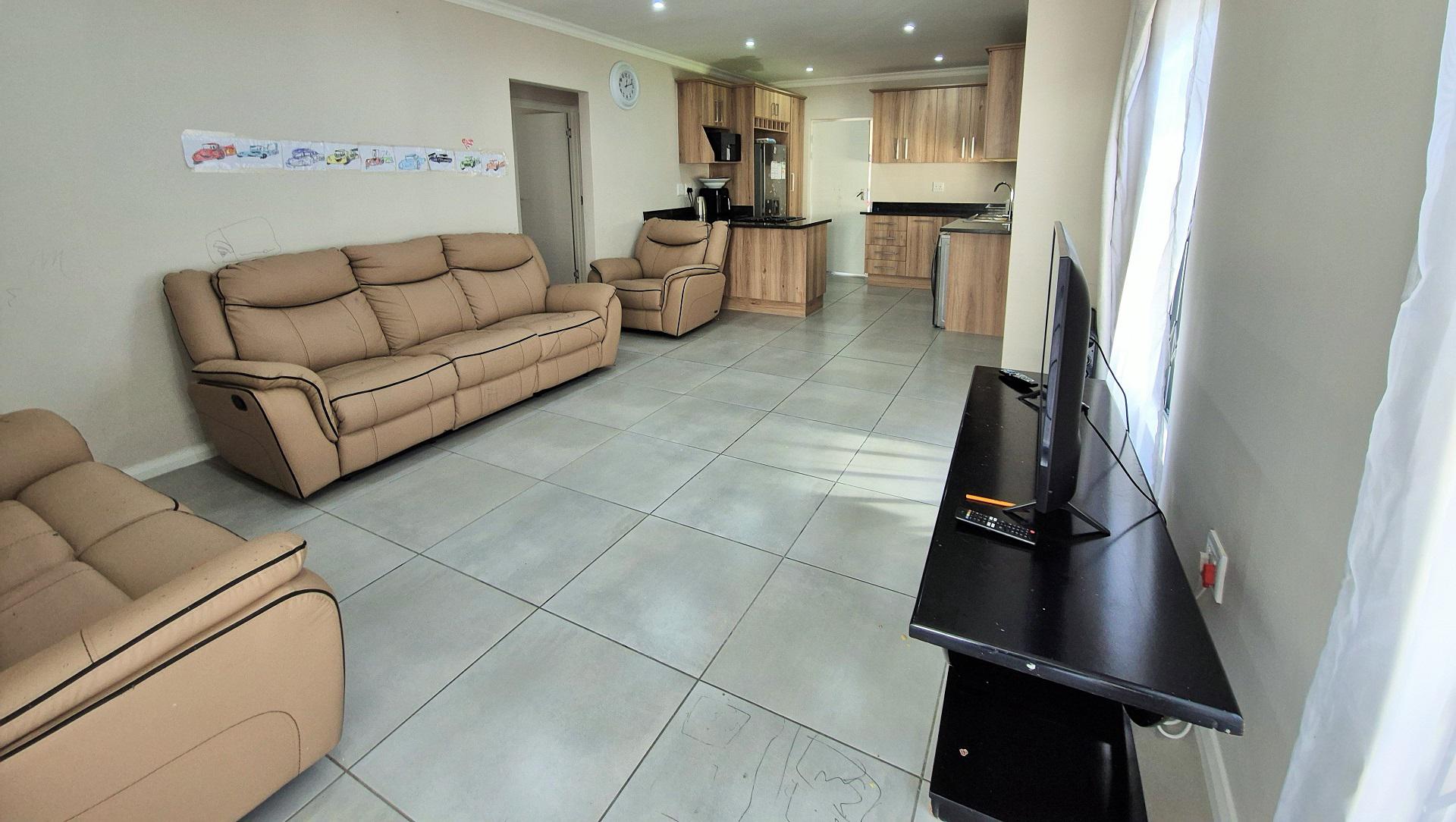 Lounges of property in Fairview - PE