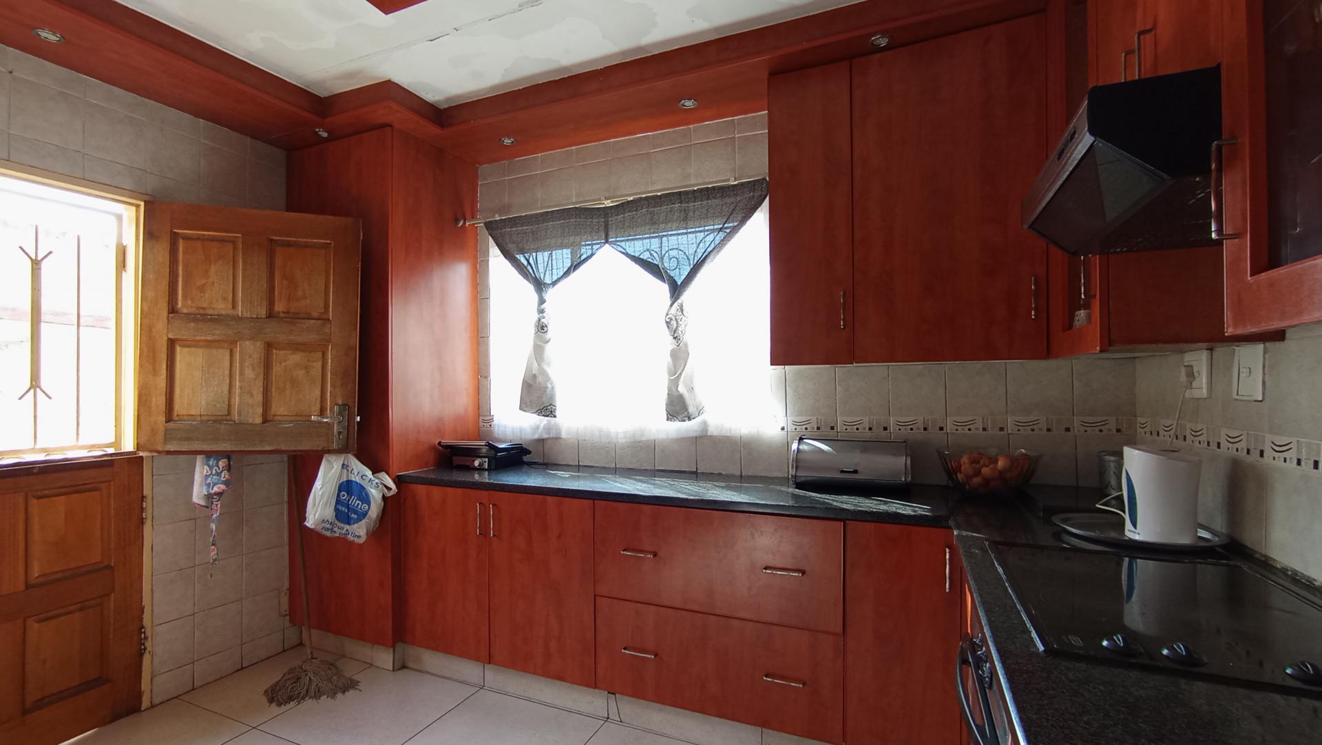 Kitchen - 12 square meters of property in Riverlea - JHB